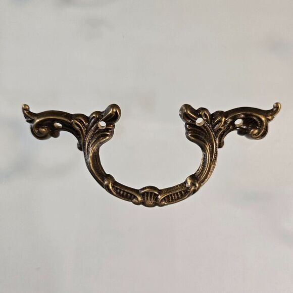 6 Vintage Brass Drawer Handle Pulls French Provincial Cabinet Hardware - Picture 3 of 6